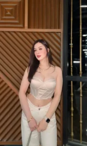 Escorts in Hotel Faran Karachi